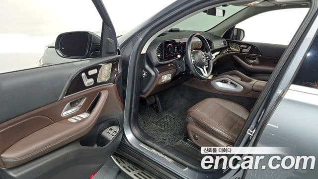Mercedes-Benz GLE-Class 2022 — Şəkil 8/20