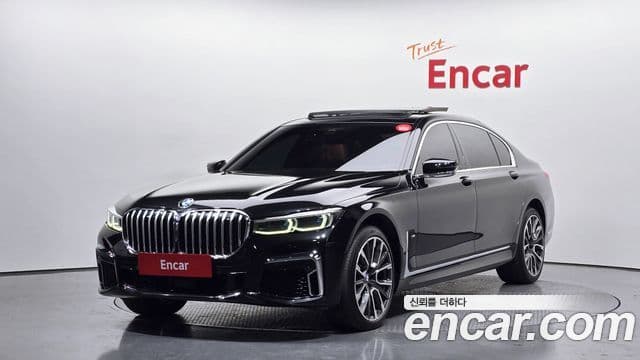 BMW 7 Series 2022 — Şəkil 1/20