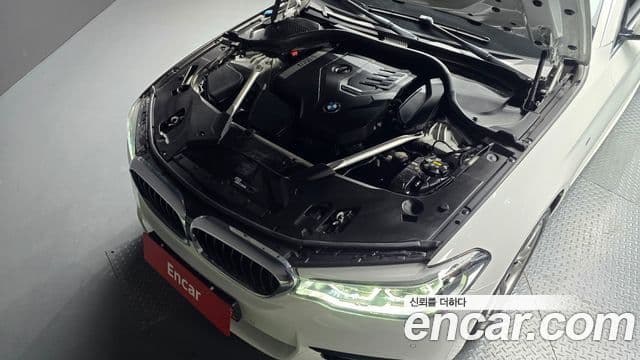 BMW 5 Series 2020 — Şəkil 5/20
