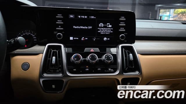 Kia Sorento 2021 — Şəkil 14/20