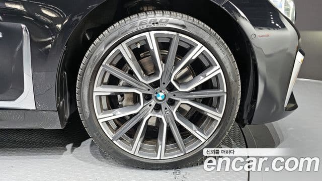 BMW 7 Series 2021 — Şəkil 17/20