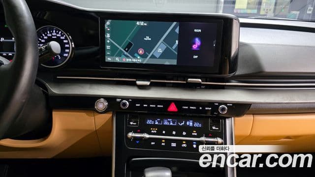 Kia Carnival 2022 — Şəkil 18/20