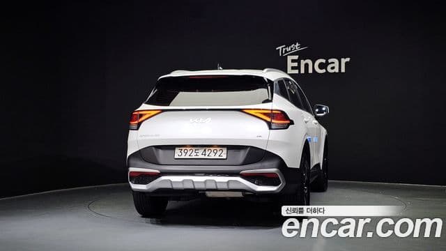 Kia Sportage 2021 — ფოტო 4/20