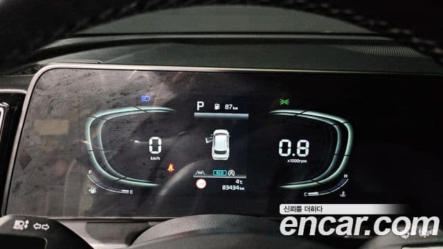 Kia Sportage 2021 — ფოტო 8/20