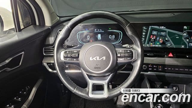 Kia Sportage 2021 — ფოტო 13/20