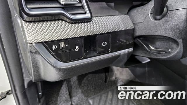 Kia Sportage 2021 — ფოტო 15/20
