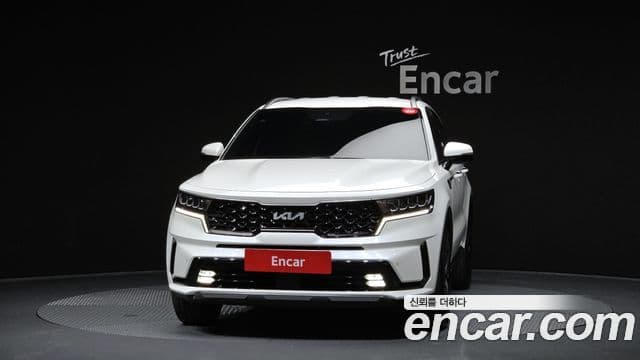 Kia Sorento 2021 — ფოტო 2/20