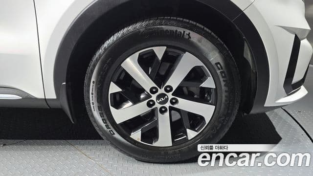 Kia Sorento 2021 — ფოტო 4/20