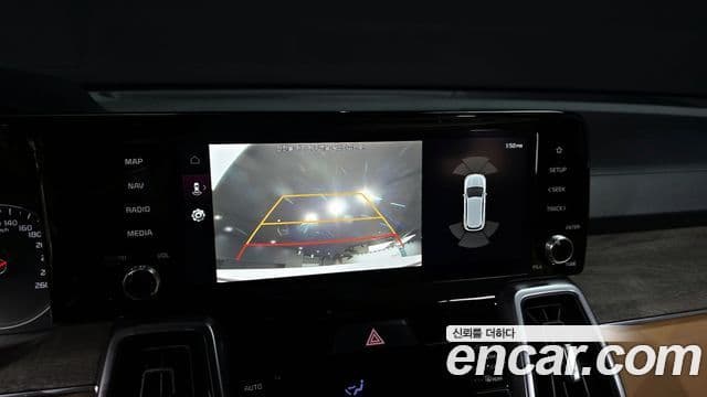 Kia Sorento 2021 — ფოტო 14/20