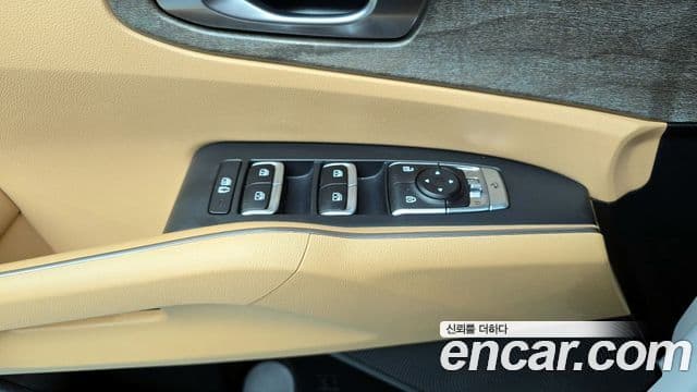Kia Sorento 2021 — ფოტო 16/20