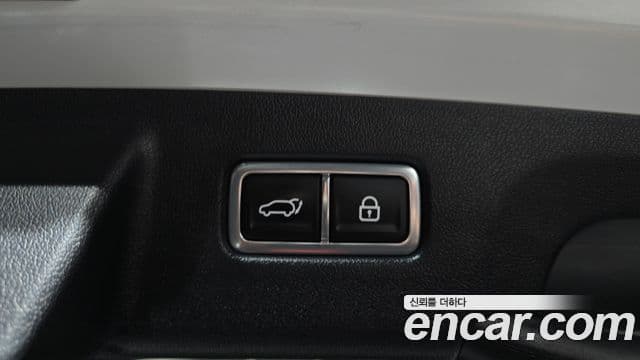 Kia Sorento 2021 — ფოტო 18/20