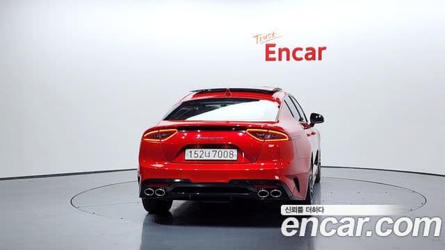 Kia Stinger 2019 — ფოტო 4/20