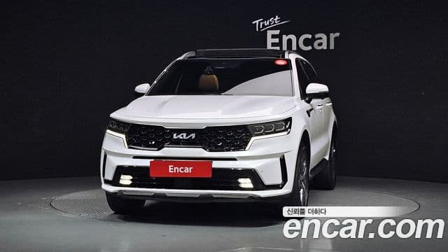 Kia Sorento 2022 — Photo 1/20