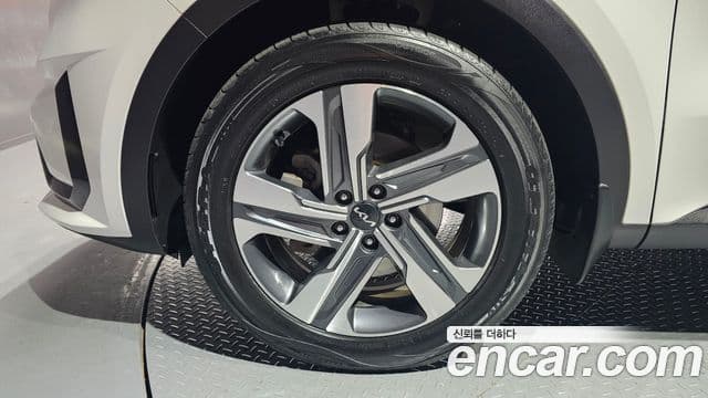 Kia Sorento 2022 — Photo 2/20