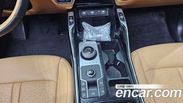 Kia Sorento 2022 — Photo 15/20