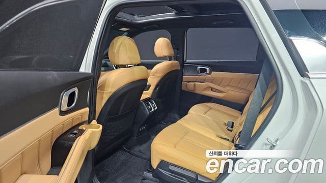 Kia Sorento 2022 — Photo 19/20