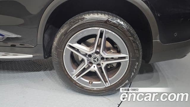 Mercedes-Benz GLC-Class 2022 — ფოტო 5/20