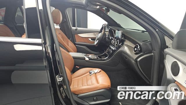 Mercedes-Benz GLC-Class 2022 — ფოტო 11/20