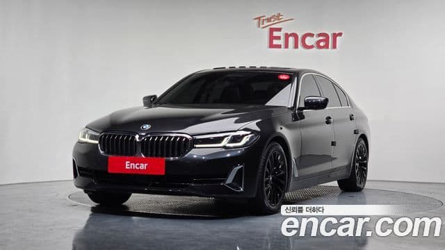 BMW 5 Series 2020 — Şəkil 8/20