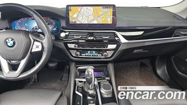 BMW 5 Series 2020 — Şəkil 15/20