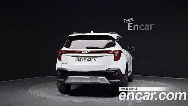 Kia Seltos 2022 — Şəkil 4/20