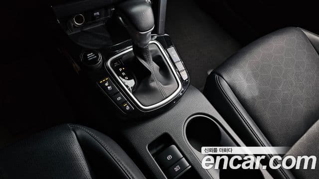 Kia Seltos 2022 — Şəkil 9/20