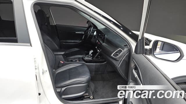 Kia Seltos 2022 — Şəkil 12/20