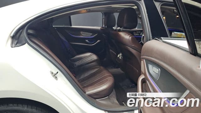 Mercedes-Benz CLS-Class 2019 — Фото 12/20