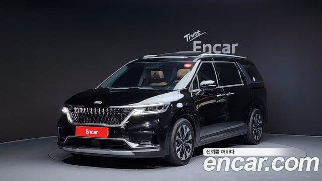 Kia Carnival 2021 — ფოტო 1/20