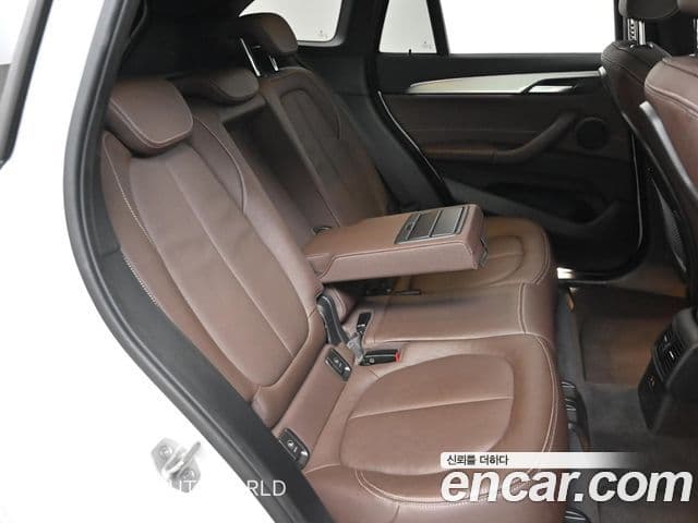 BMW X1 2022 — Photo 15/20
