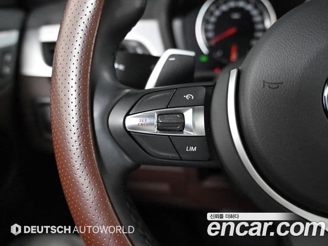BMW X1 2022 — Photo 17/20