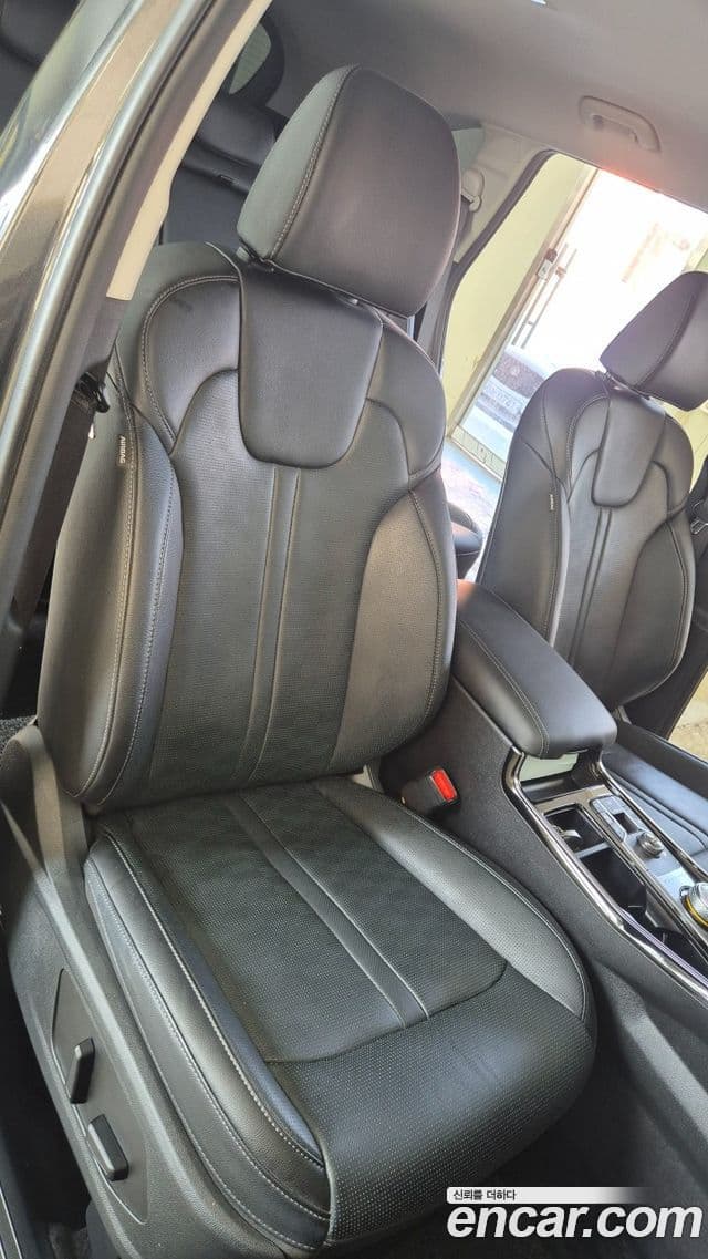 Kia Sorento 2025 — ფოტო 11/20