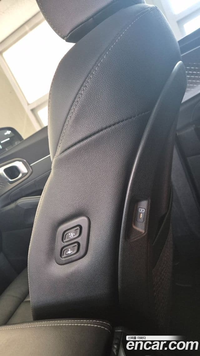 Kia Sorento 2025 — ფოტო 13/20