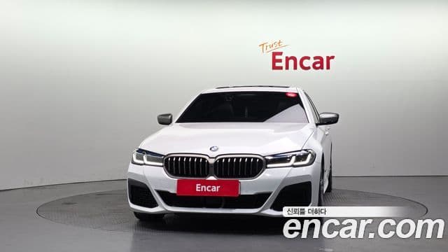 BMW 5 Series 2022 — Photo 11/20