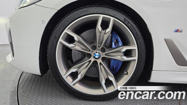 BMW 5 Series 2022 — Photo 6/20
