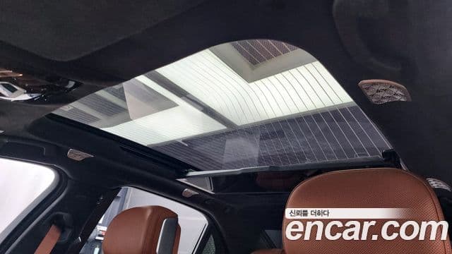 BMW i7 2023 — Photo 8/20