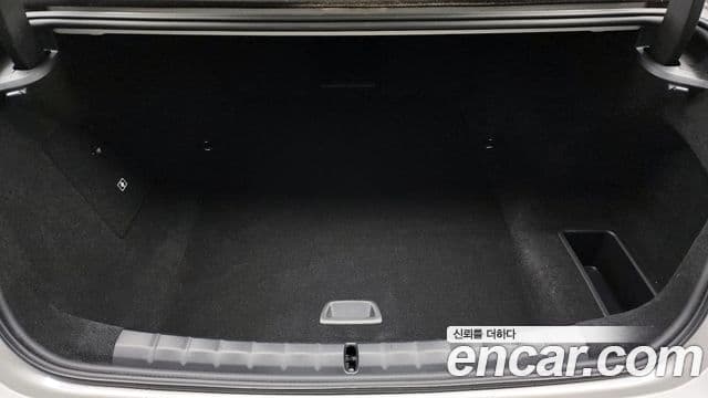 BMW i7 2023 — Photo 10/20