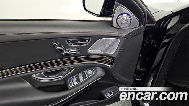 Mercedes-Benz S-Class 2018 — ფოტო 19/20