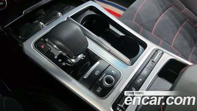 Kia Stinger 2022 — Фото 9/20