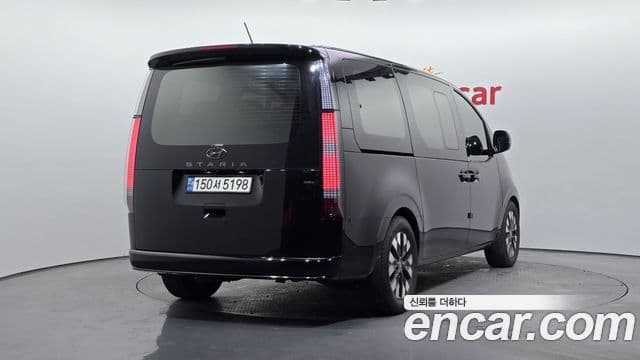 Hyundai Staria 2021 — Şəkil 2/20