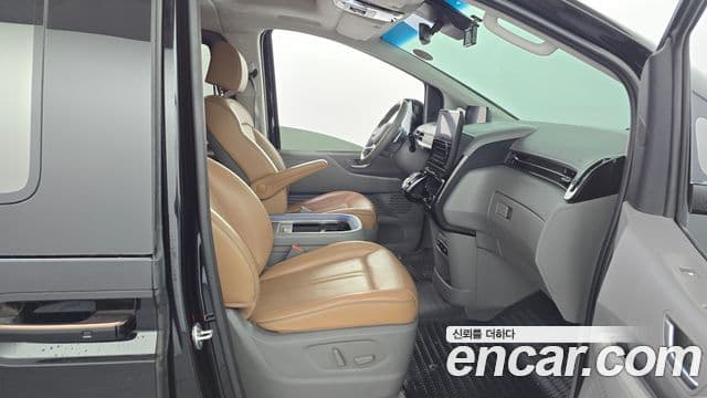 Hyundai Staria 2021 — Şəkil 11/20