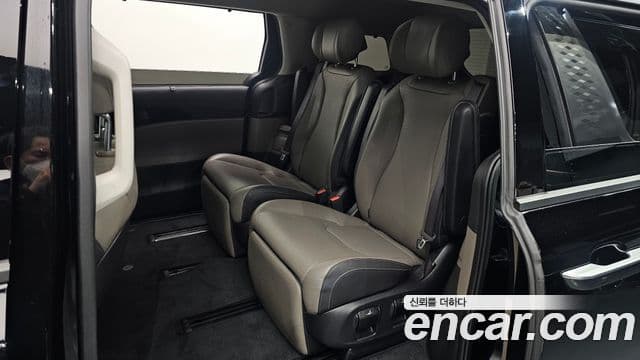 Kia Carnival 2024 — Фото 12/20