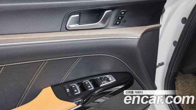 Kia K5 2021 — фото 12 из 20