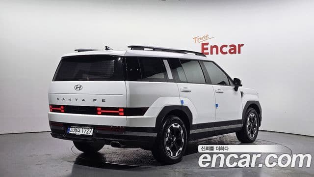 Hyundai Santa Fe 2023 — Фото 2/20