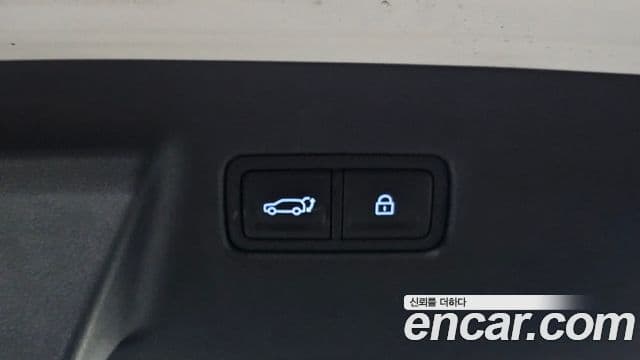 Hyundai Santa Fe 2023 — Фото 20/20