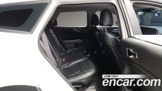 Kia Sportage 2022 — Şəkil 12/20