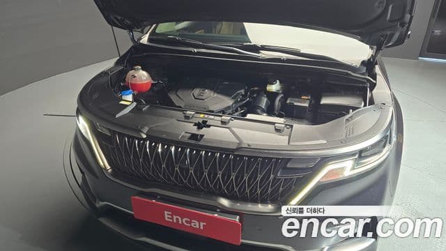 Kia Carnival 2022 — ფოტო 10/20