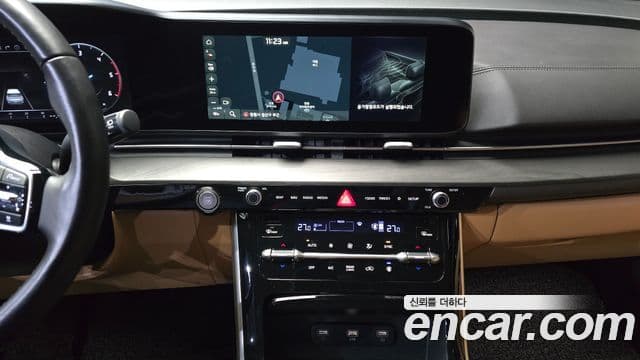 Kia Carnival 2022 — ფოტო 14/20
