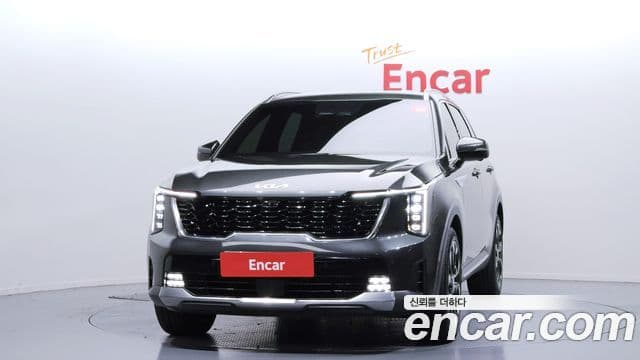 Kia Sorento 2023 — ფოტო 2/20
