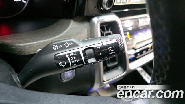 Kia Sorento 2021 — ფოტო 15/20